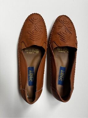 Valley Lane Brown Leather Mocassins Size 8